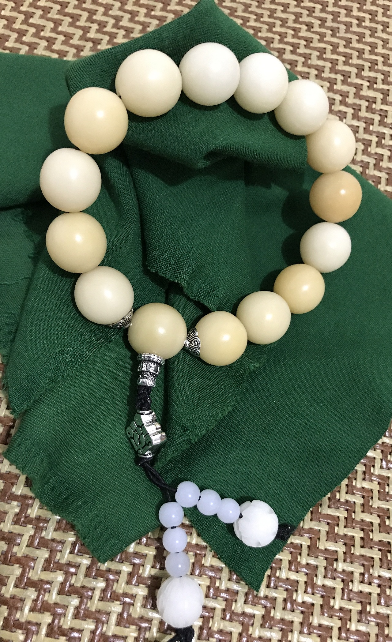 手串（图ZMTc0MTkxNTE2） - 其他手工艺 - 站酷设计师策馬嘯西凨原创素材 - 站酷ZCOOL