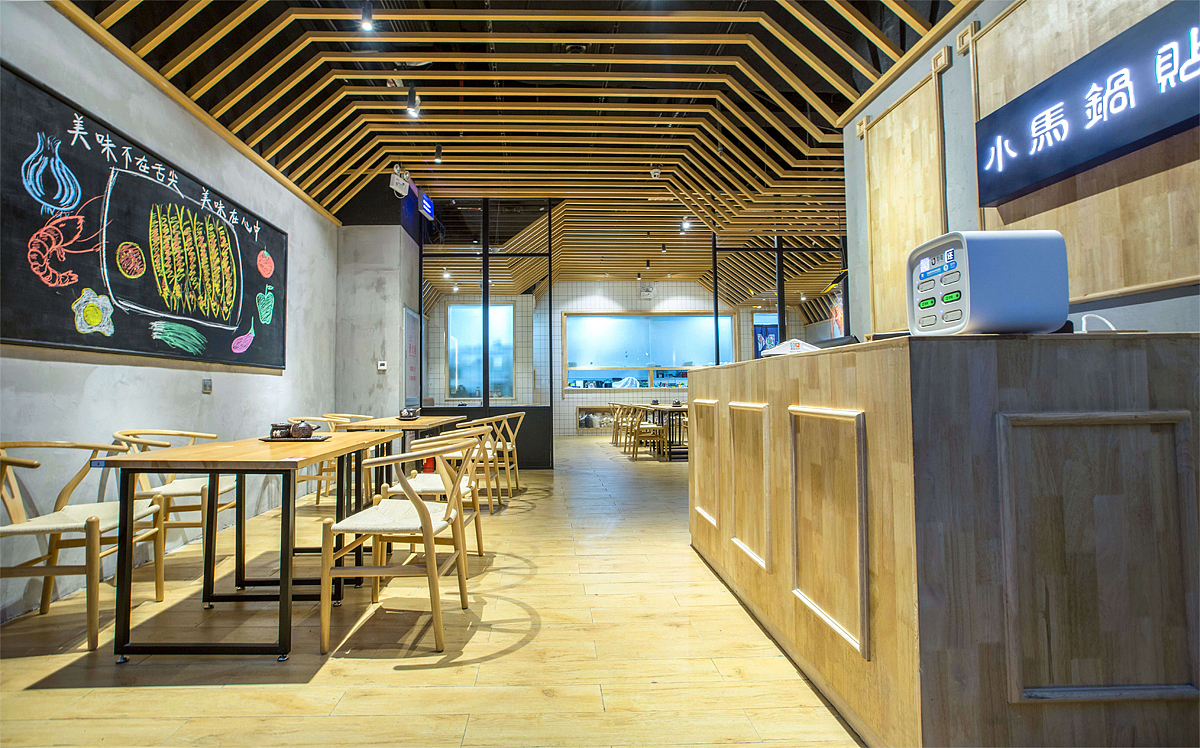 西安小马锅贴餐饮店装修实景图