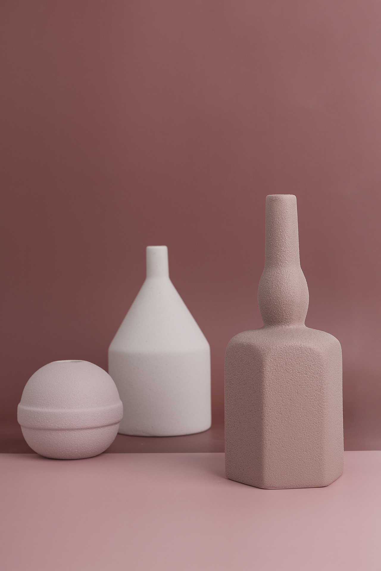 莫兰迪色花瓶|摄影|产品摄影|momoko2046_原创作品-站酷(zcool)