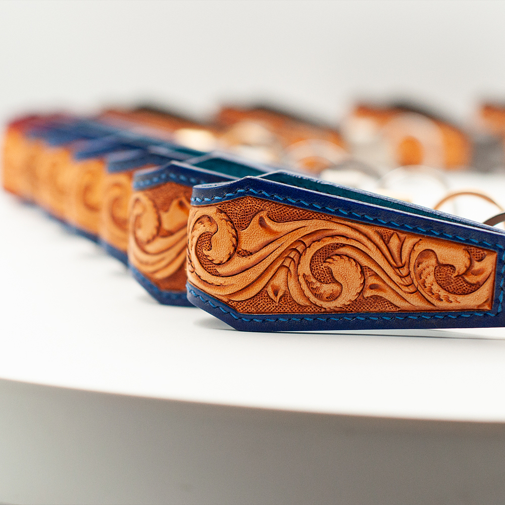 皮雕钥匙扣（图ZMjkyOTIyOTQw） - 其他手工艺 - 站酷设计师莫丽文创原创素材 - 站酷ZCOOL