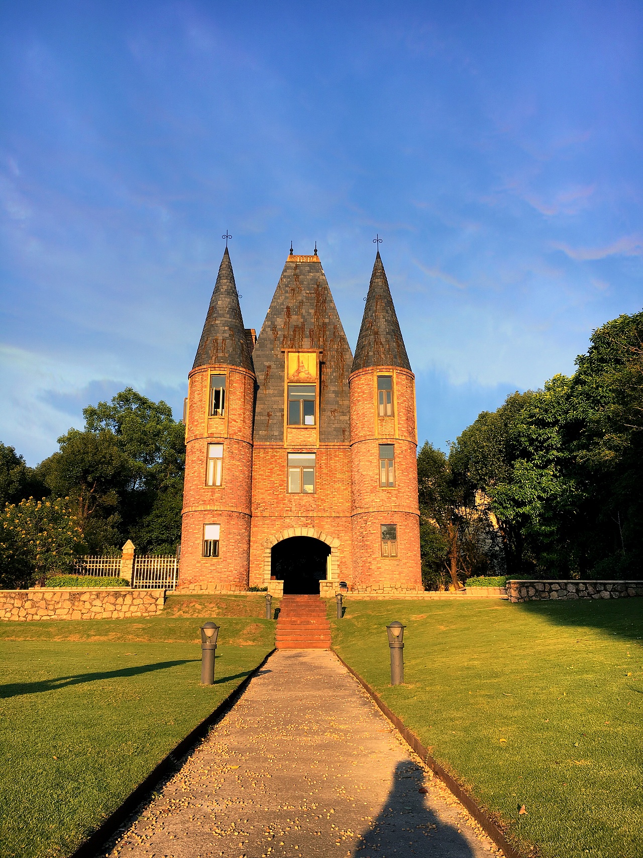 风景好美（图ZNjUzNjIzMTY=） - 人像摄影 - 站酷设计师何时光原创素材 - 站酷ZCOOL