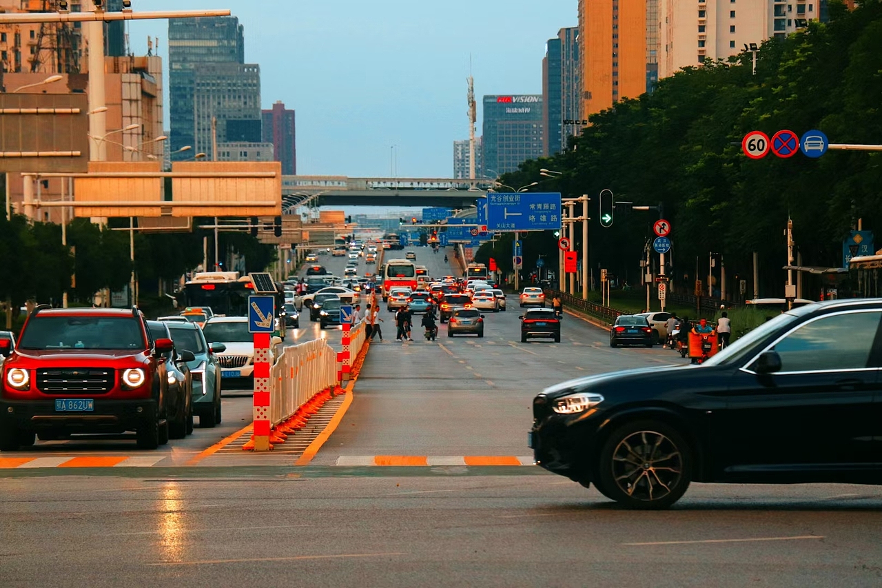 连我自己都不喜欢自己拍的东西了吗