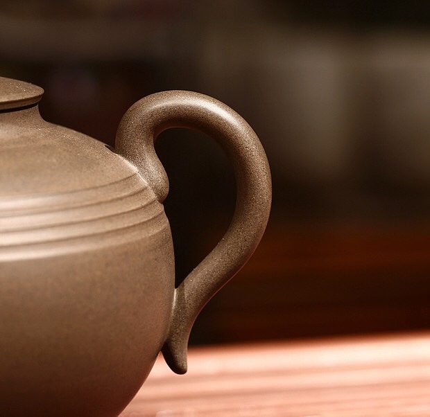 周传全手工制作.汉韵壶