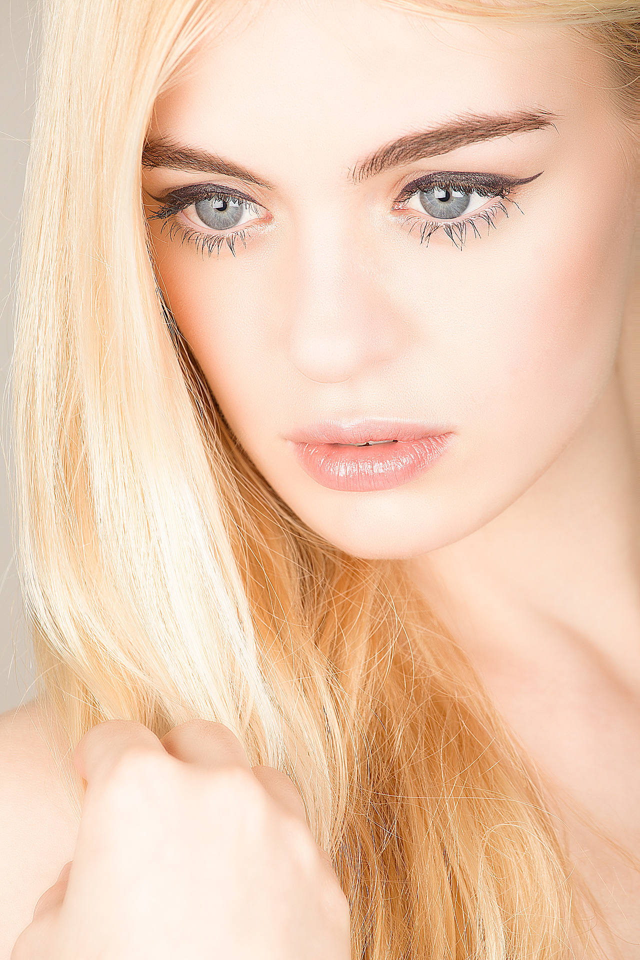 人像精修（图ZMjMwMDQyMjIw） - 修图/后期 - 站酷设计师设计的老涂原创素材 - 站酷ZCOOL