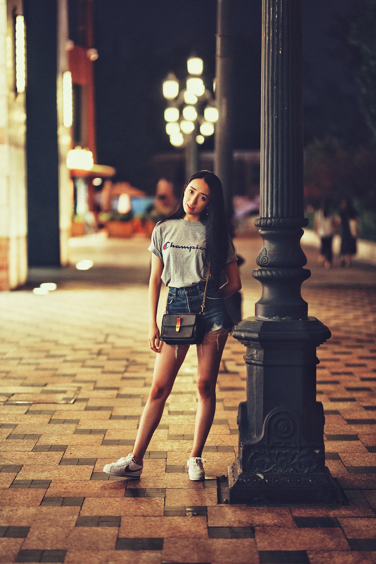 《夏夜》（图ZMTY0MDE4OTMy） - 人像摄影 - 站酷设计师喾葩原创素材 - 站酷ZCOOL