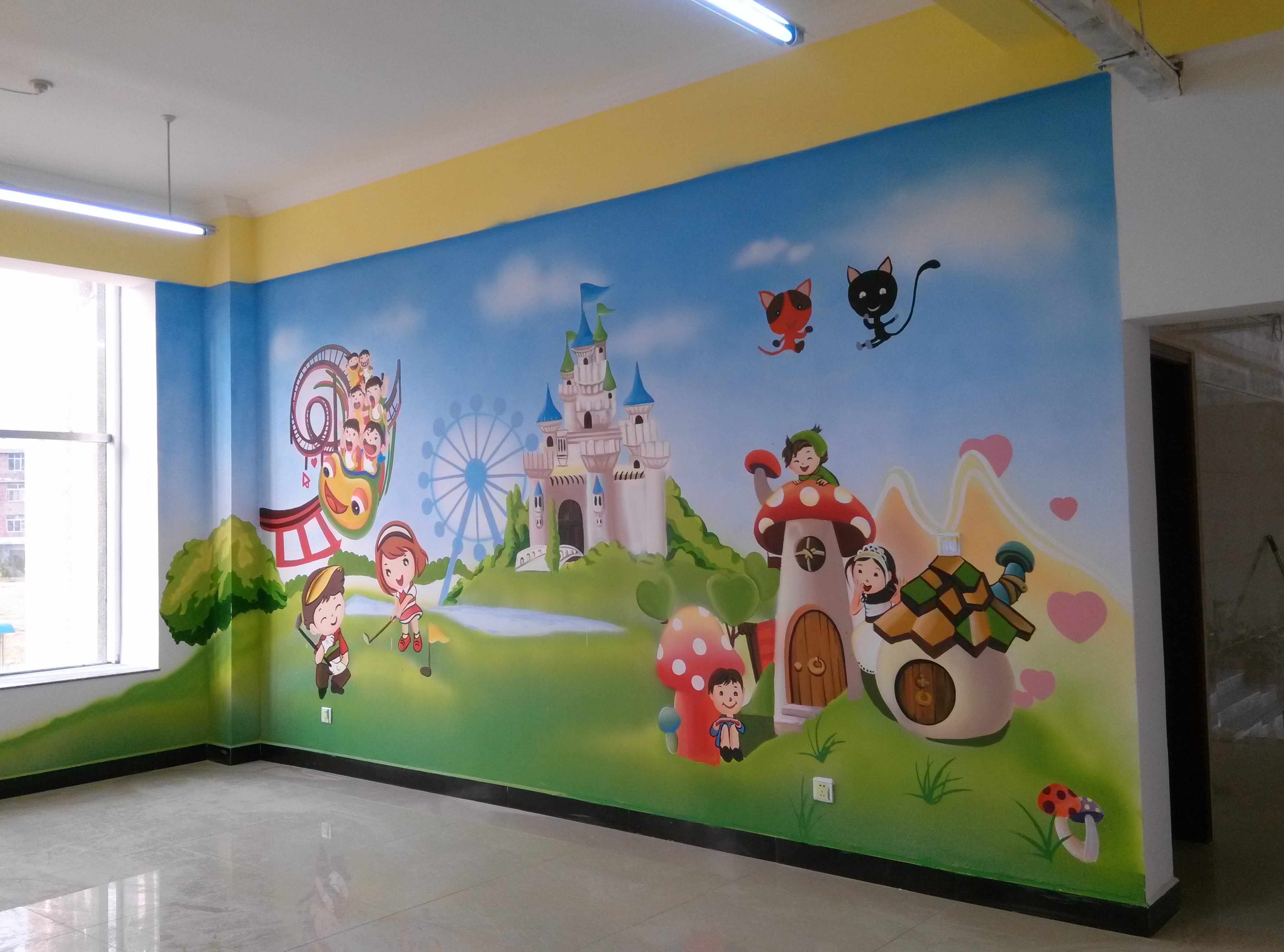 幼儿园的墙壁布置图画图片