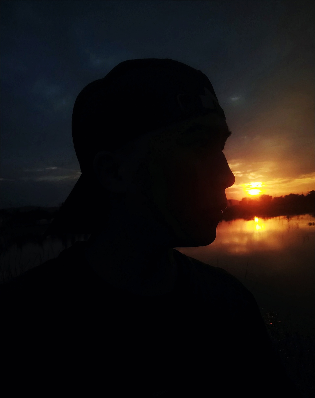 归途（图ZMTYxMjgzNTMy） - 人文/纪实摄影 - 站酷设计师陈晓俊原创素材 - 站酷ZCOOL