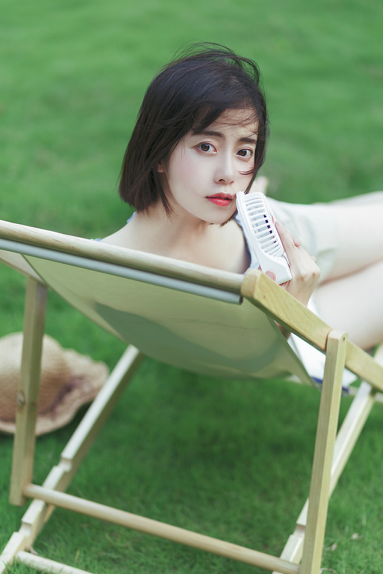 “夏日”（图ZMTI0MDQxNjk2） - 人像摄影 - 站酷设计师龚蓉蓉原创素材 - 站酷ZCOOL