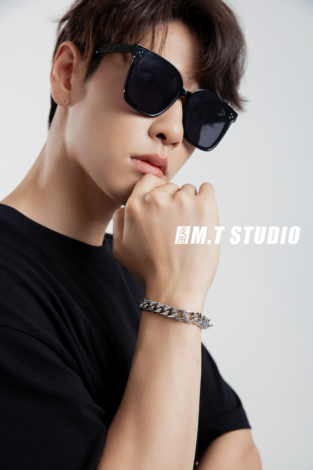 男模银饰手镯戒指饰品首饰男士项链冷酷