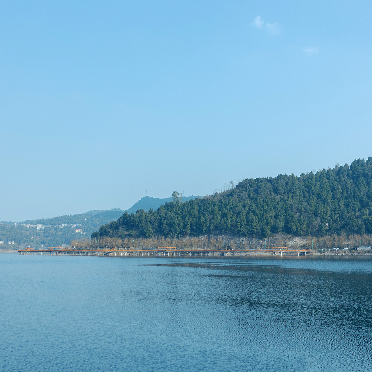 升钟湖风景图片