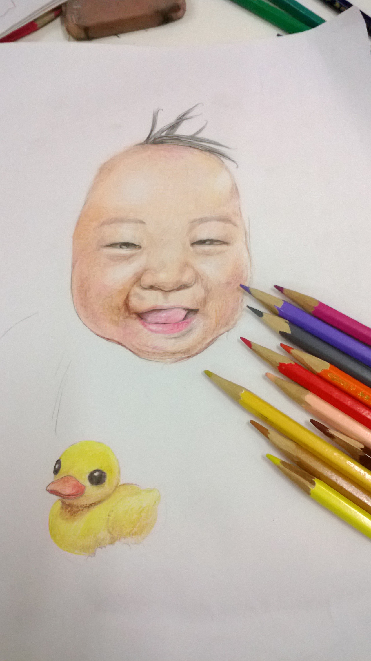 彩铅笔小孩泡泡