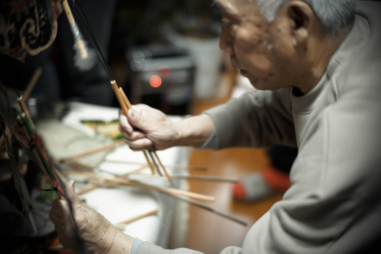 “传承非遗文化,讲述抚顺故事“-皮影戏