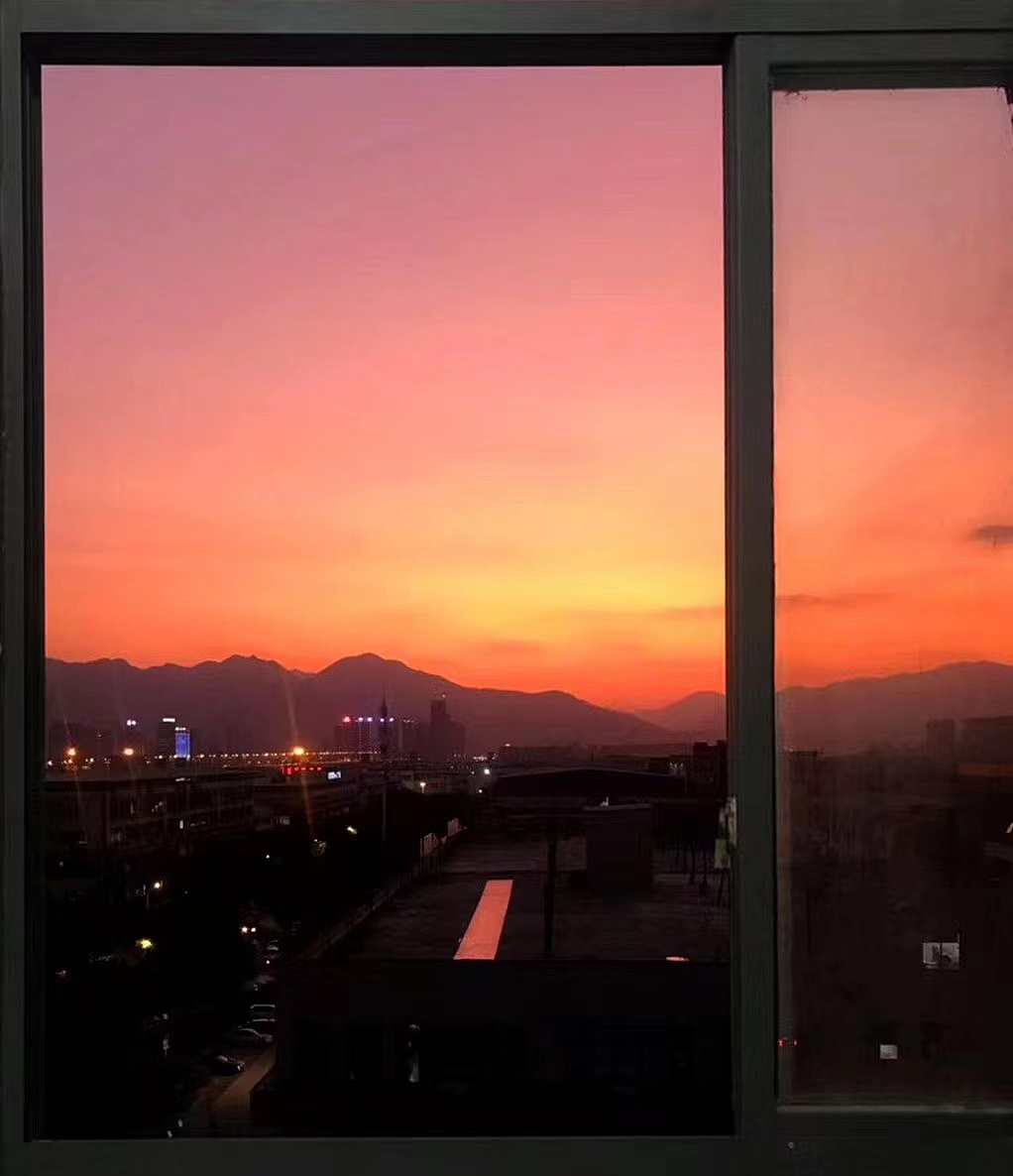 我在人间追逐日落