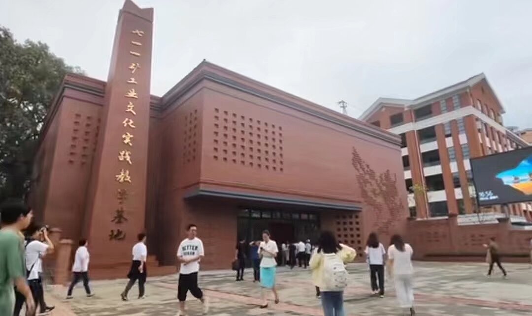 七一一矿背景画~层板画景箱画~国画~展馆~版画、博物馆（图ZMzU5NjA1MDA0） - 绘画 - 站酷设计师杨越绘画原创素材 - 站酷ZCOOL