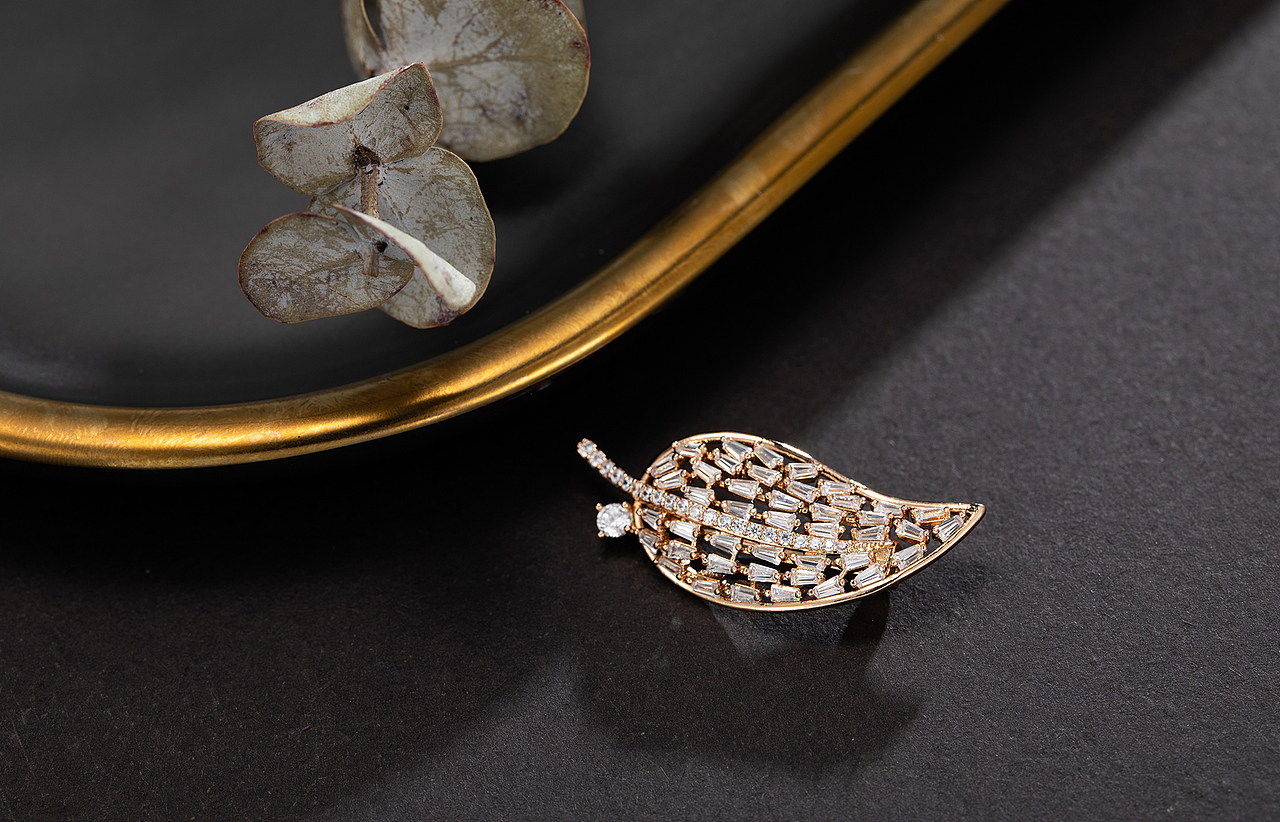 一波黑底   批量黑底拍一堆产品  时尚首饰 胸针 耳钉