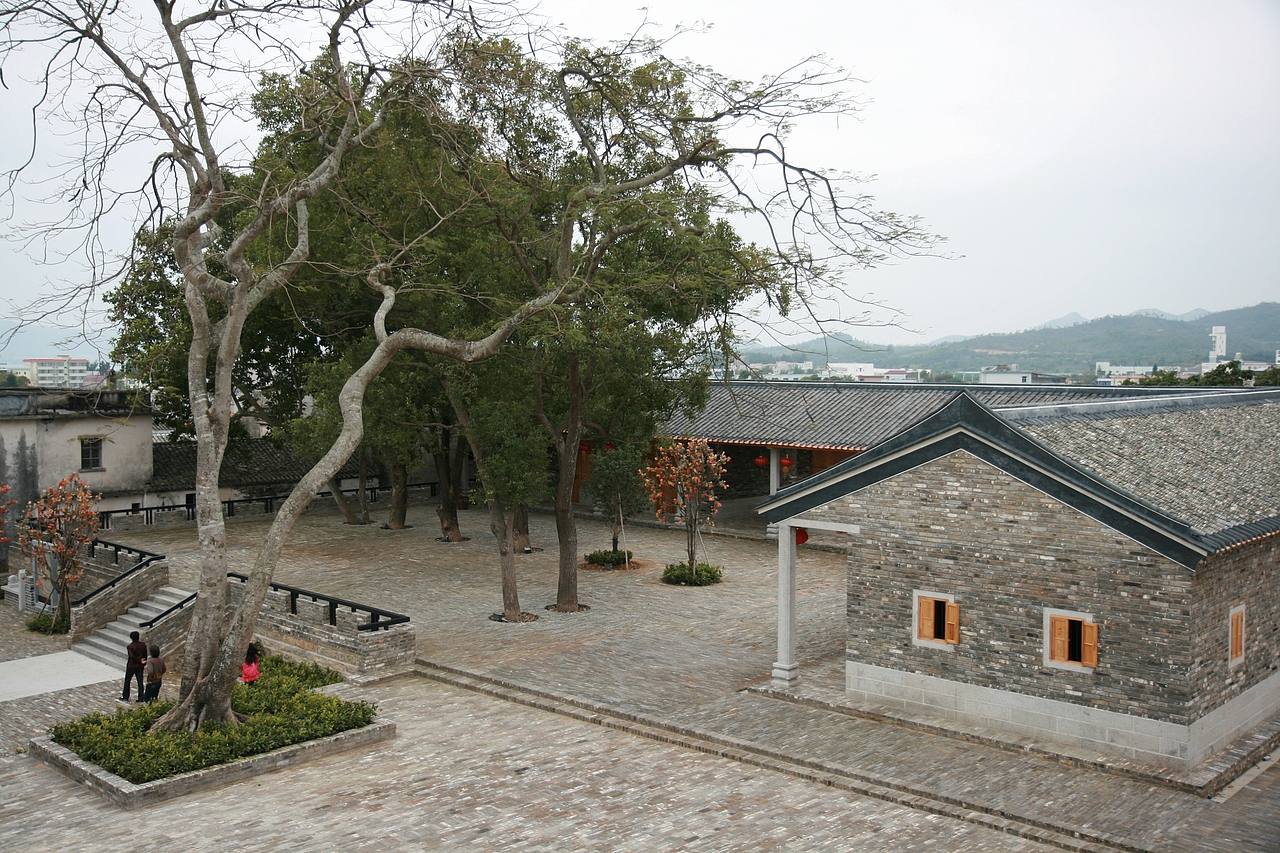 深圳鹏城村