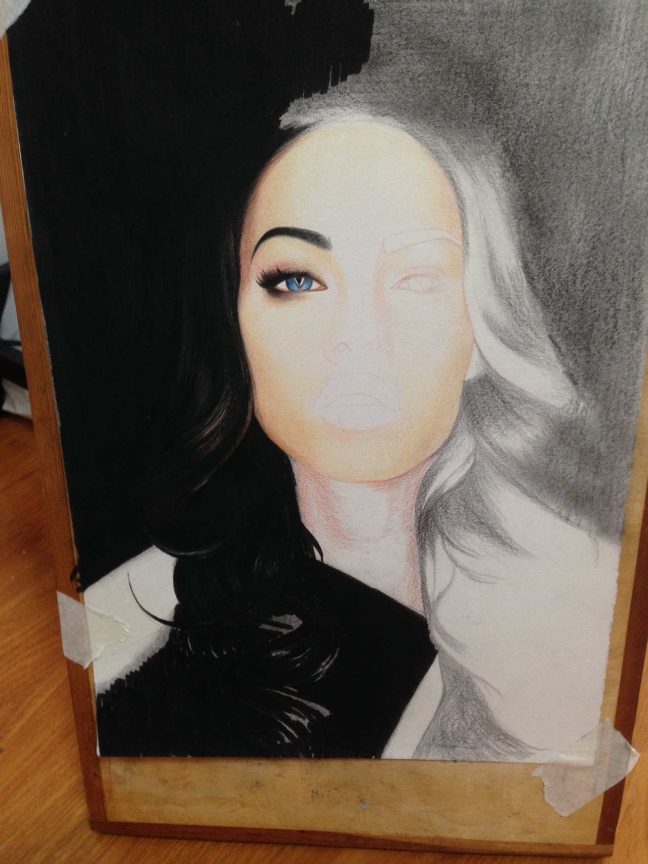 Megan Fox 附带过程图 彩色铅笔肖像画（图ZMTc4MDk1NTY=） - 绘画 - 站酷设计师波波安Bonnie原创素材 - 站酷ZCOOL