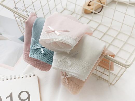 服装平铺拍摄 女装网拍 内裤日系创意平铺拍摄 