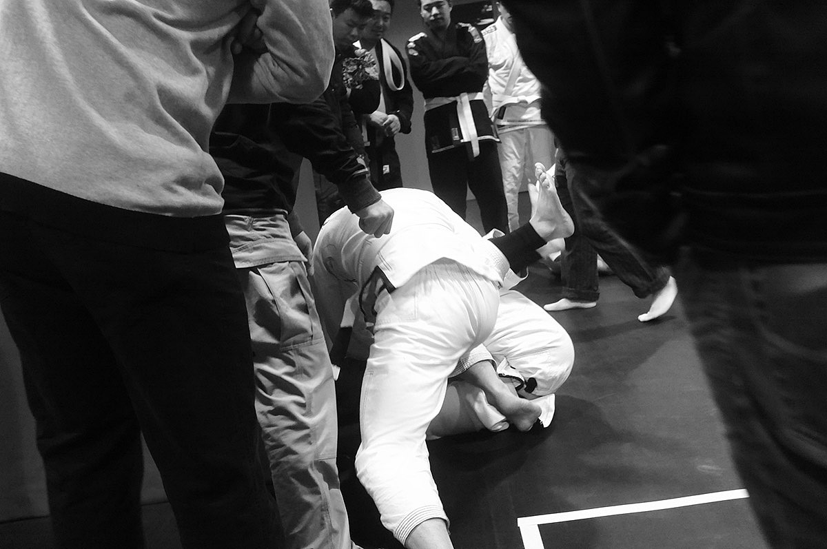 老爷们儿的战场（图ZMTMxNjgxMDQ=） - 人像摄影 - 站酷设计师大能峥_charlie原创素材 - 站酷ZCOOL