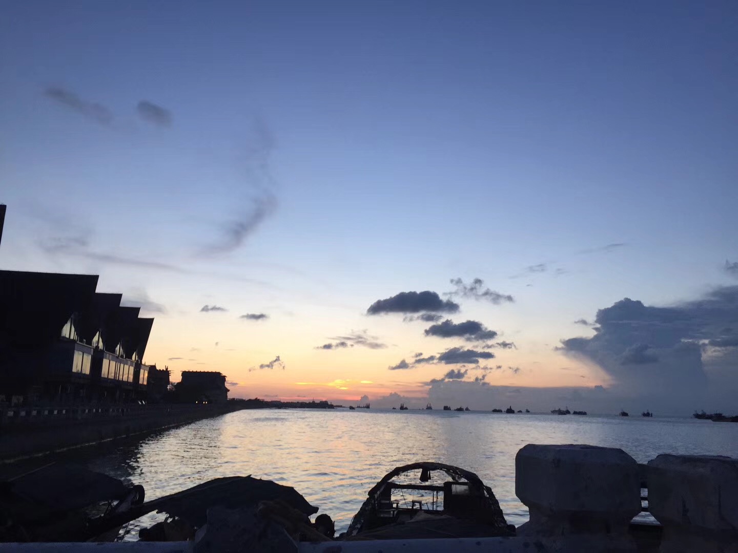 芒可盈的个人主页（封面预览） - 主页封面设置 - 站酷设计师芒可盈原创素材 - 站酷ZCOOL