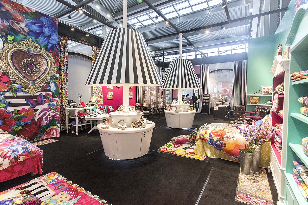 荷兰品牌Melli Mello！ 中国绚丽首秀（图ZMTIwMTg2MTgw） - 展陈设计 - 站酷设计师渡非原创素材 - 站酷ZCOOL