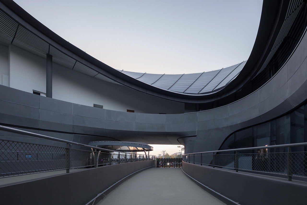 带跑道的“飞船码头”|徐汇西岸新渡口—游客集散中心