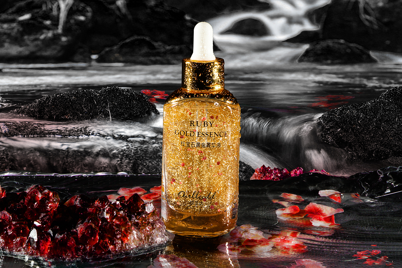 保湿亮肤,紧致抗衰