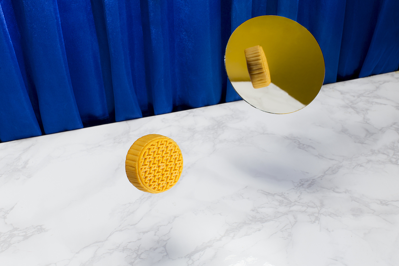 是月亮？是月饼？（图ZMTIzODczMzQ0） - 产品摄影 - 站酷设计师scunz原创素材 - 站酷ZCOOL