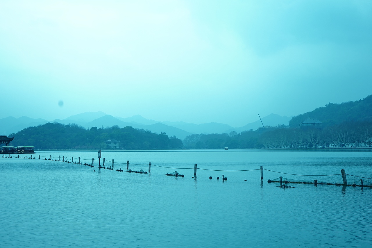 顺道来西湖拍几张照