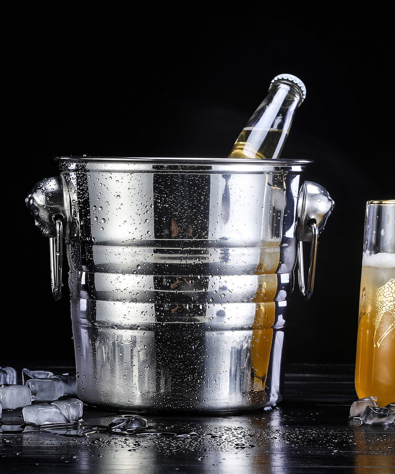 不锈钢冰桶+冰粒（图ZMjA5Njg2NzMy） - 产品摄影 - 站酷设计师锋影视觉工作室原创素材 - 站酷ZCOOL