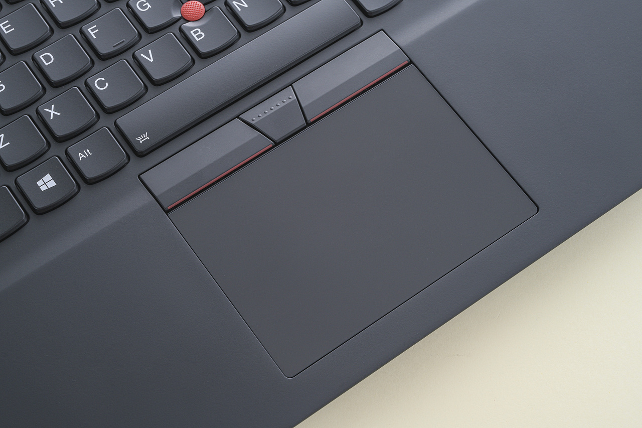 联想ThinkPad P1隐士 笔记本 工作站