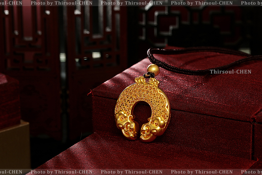 【珠宝海报】上半年的一些产品（图ZMTY0NzAxNDAw） - 产品摄影 - 站酷设计师Siso陈原创素材 - 站酷ZCOOL