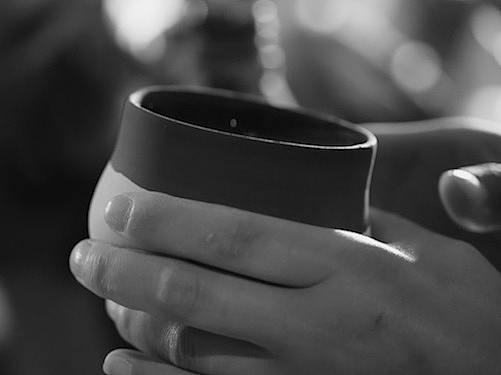 认真的女生总是很美