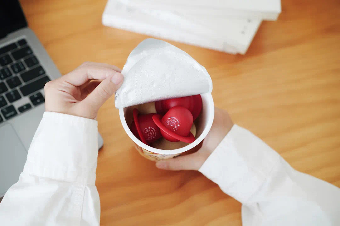 永璞x出前一丁 食面饮咖礼盒包装设计