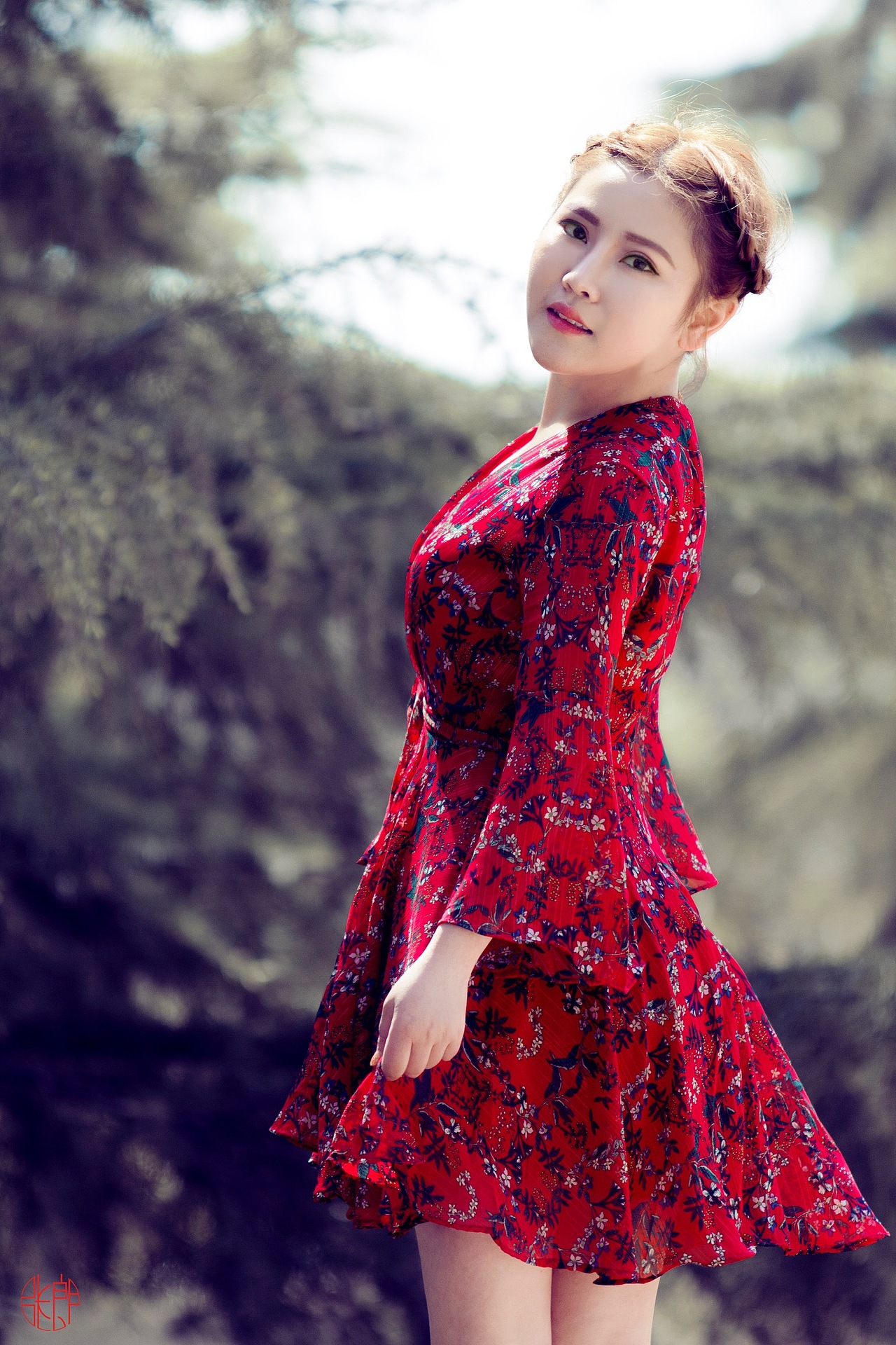 红色连衣裙|摄影|人像摄影|这只蟑螂_原创作品-站酷zcool