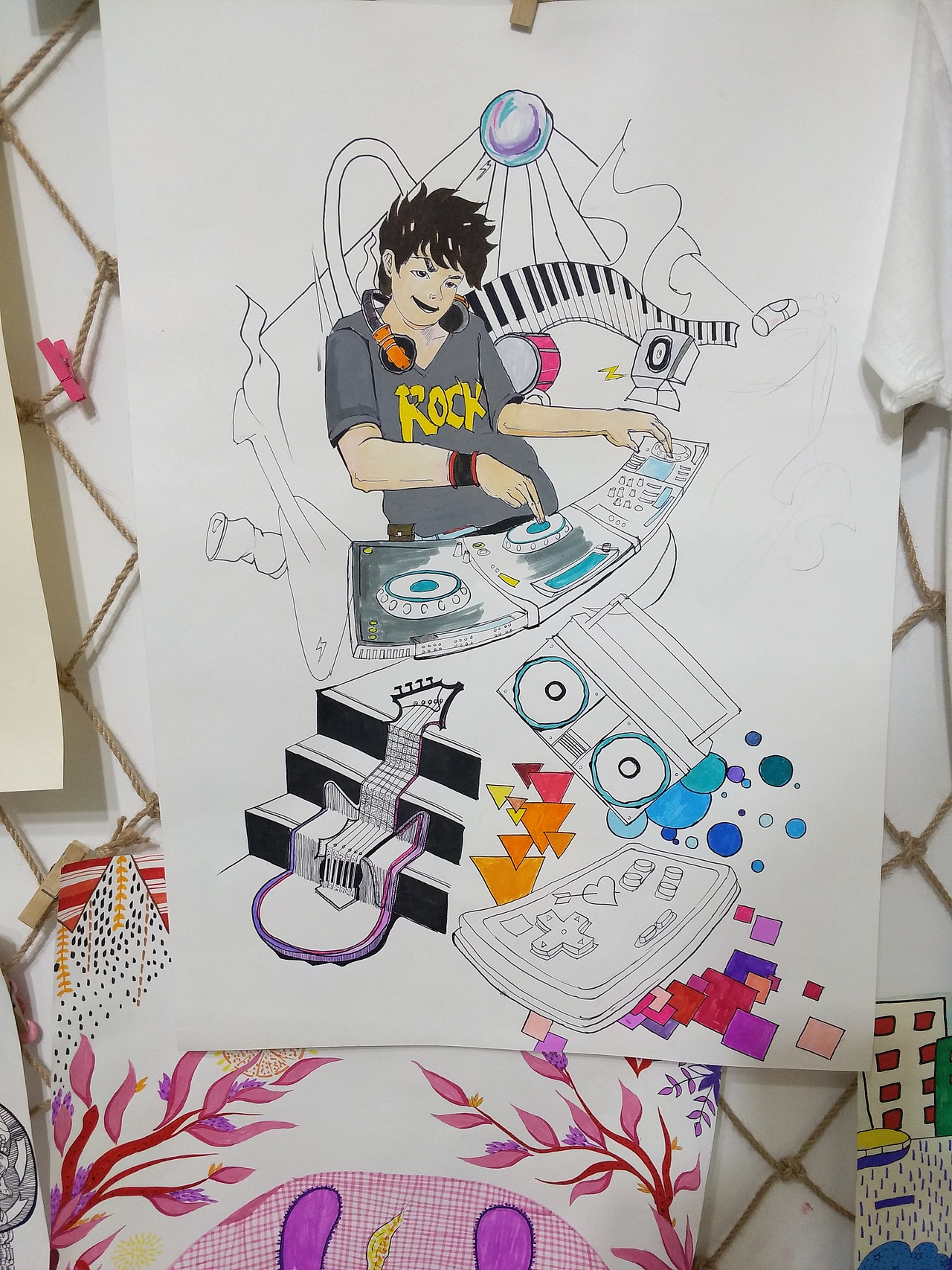 自画像（图ZMTUzNDkyMjA4） - 单幅漫画 - 站酷设计师二太爷丨原创素材 - 站酷ZCOOL