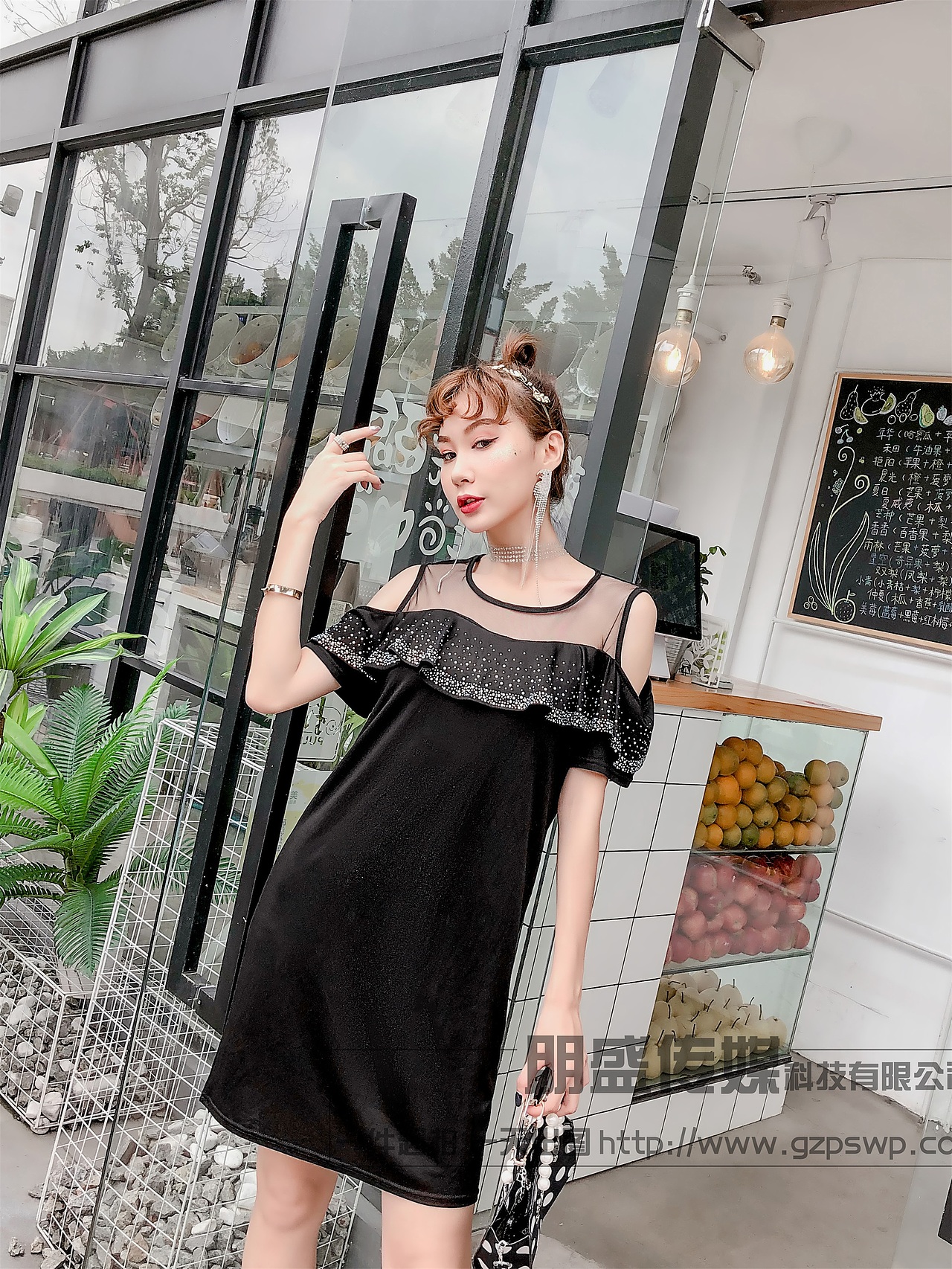 淘宝服装摄影街头潮酷风格