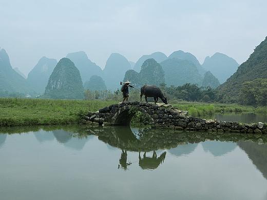 在那些乡野村镇， 看见古典意义上的中国。