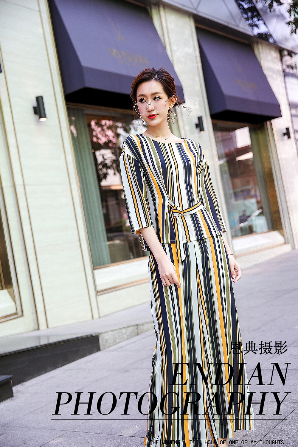 户外服装摄影女装拍摄作品（图ZMTAxODIwOTQw） - 人像摄影 - 站酷设计师恩典摄影有限公司原创素材 - 站酷ZCOOL