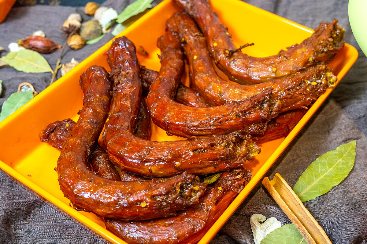 鸭脖子/香辣卤味|摄影|美食摄影|jackie梁 - 原创作品 - 站酷 (zcool)