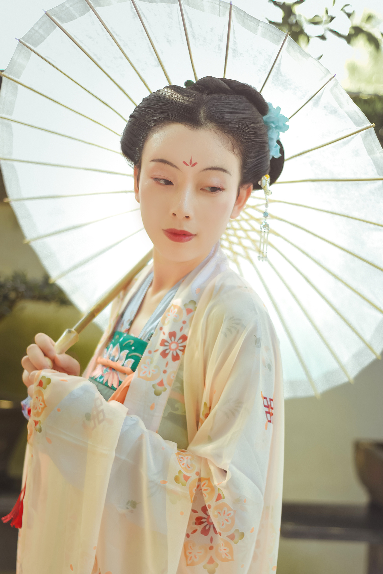 汉服写真——霜降（图ZOTUxMTE2ODA=） - 人像摄影 - 站酷设计师阿柿原创素材 - 站酷ZCOOL