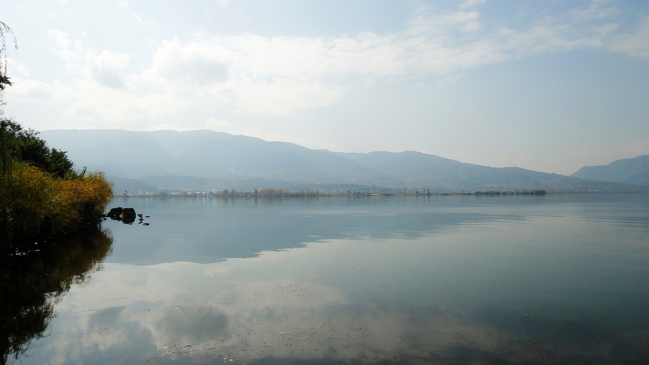 西昌邛海风光