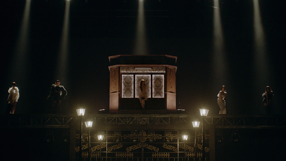 《乘风破浪的姐姐2》视觉设计方案