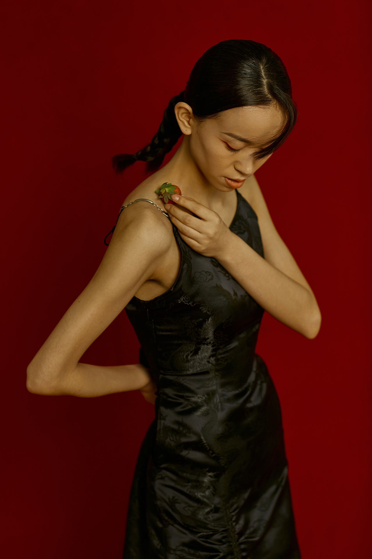 Angry Navel 乐队 | 慵懒 惺忪 鬼马少女