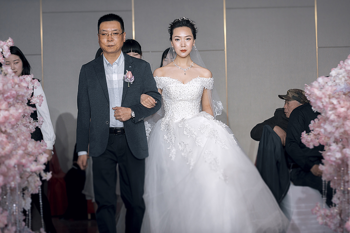谢谢你 让我嫁给了爱情（图ZMTEyOTE4ODg4） - 人像摄影 - 站酷设计师郝先生婚礼摄影原创素材 - 站酷ZCOOL