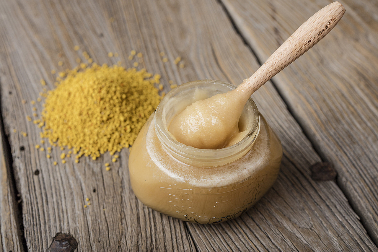 甜蜜旅行家系列蜂蜜包装设计（图ZMzQxOTgwOTI=） - 包装 - 站酷设计师安宁aiden原创素材 - 站酷ZCOOL