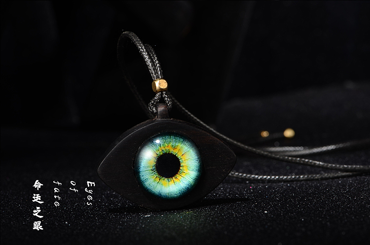 命运就是一双眼睛，时刻注视每个人的一举一动；命是与生俱来的，但运却是会改变的，只有经历的命，运才会自然而来。