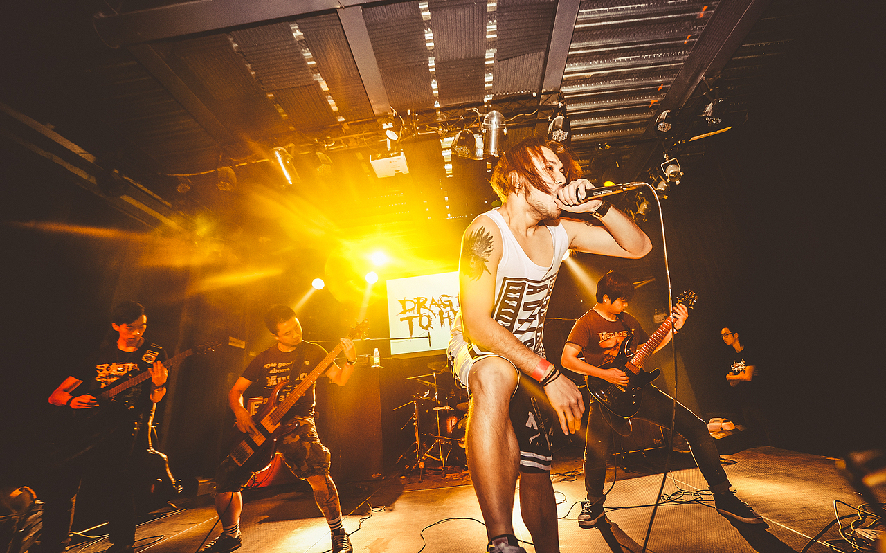 2015广州部分摇滚现场掠影@SD Livehouse（图ZMzU2MjYxNjQ=） - 人像摄影 - 站酷设计师凹凸蜀黍原创素材 - 站酷ZCOOL