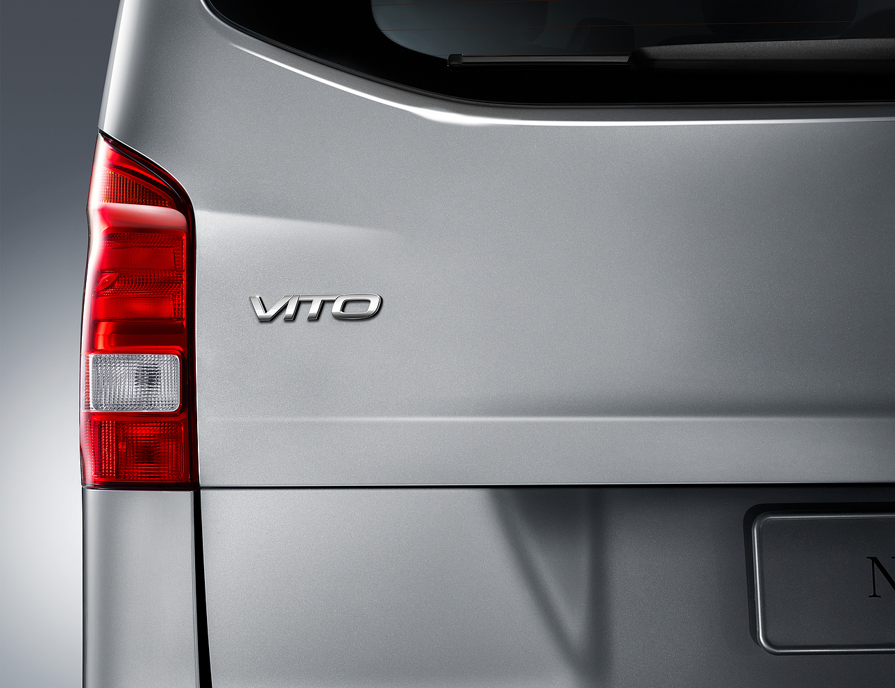 奔驰VITO内饰精修