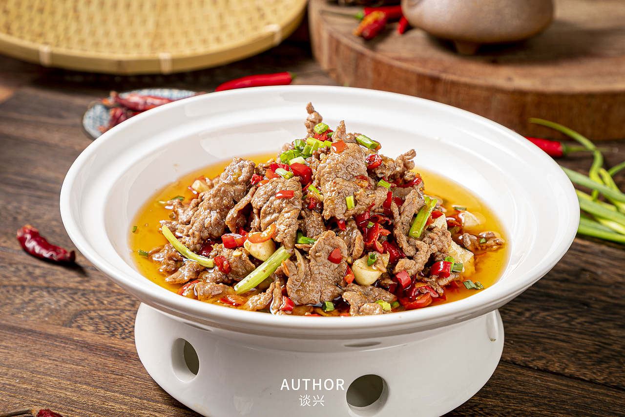 小炒黄牛肉食材|美食摄影